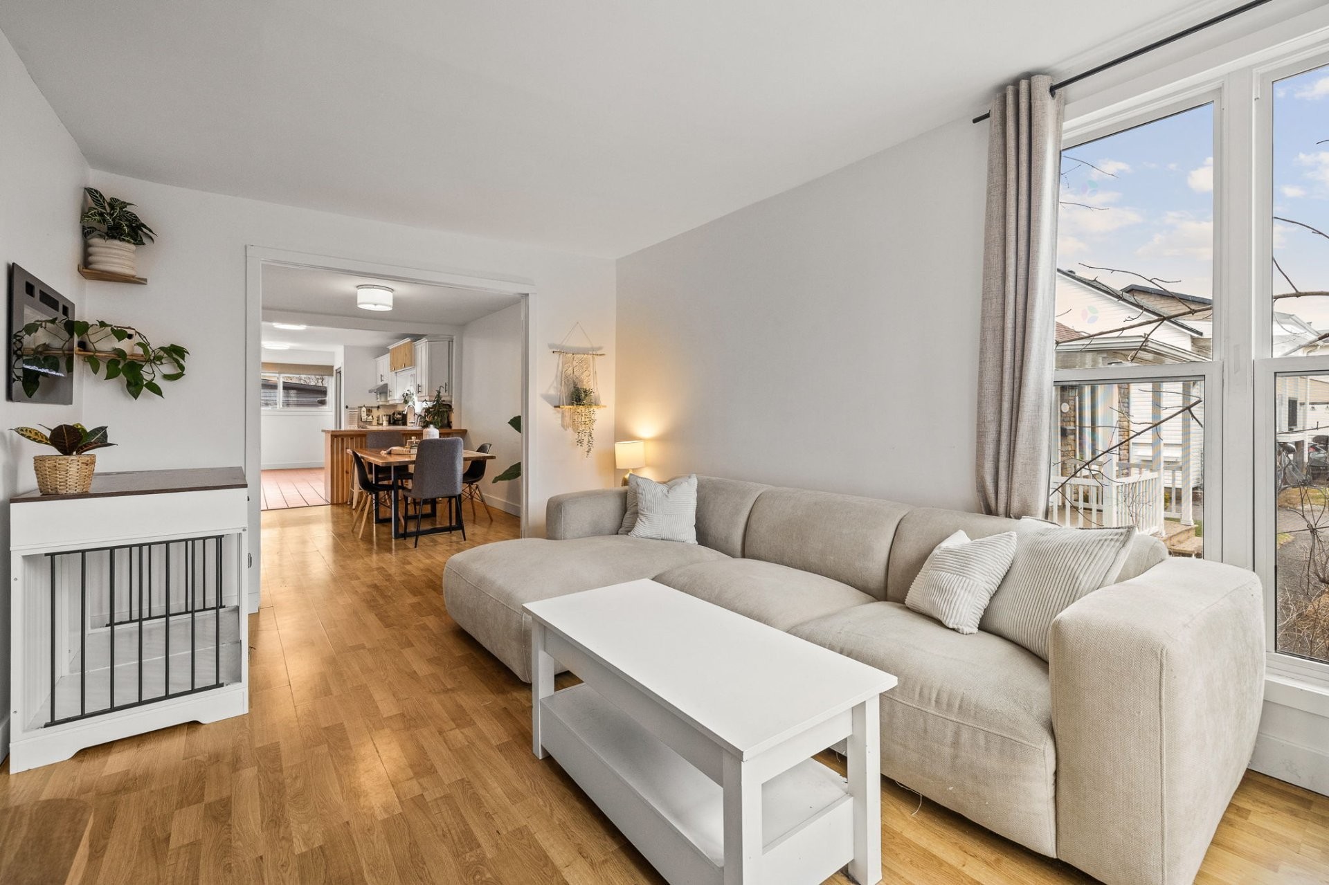 









112


Rue Fontaine

,
Gatineau (Hull),




QC
J8Y2C3

