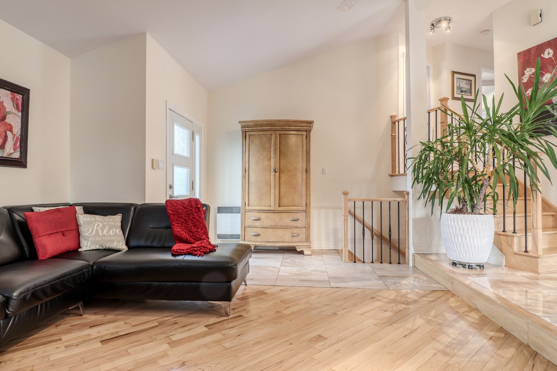 









271


Rue Brodeur

,
Repentigny (Repentigny),




QC
J6A7Z5

