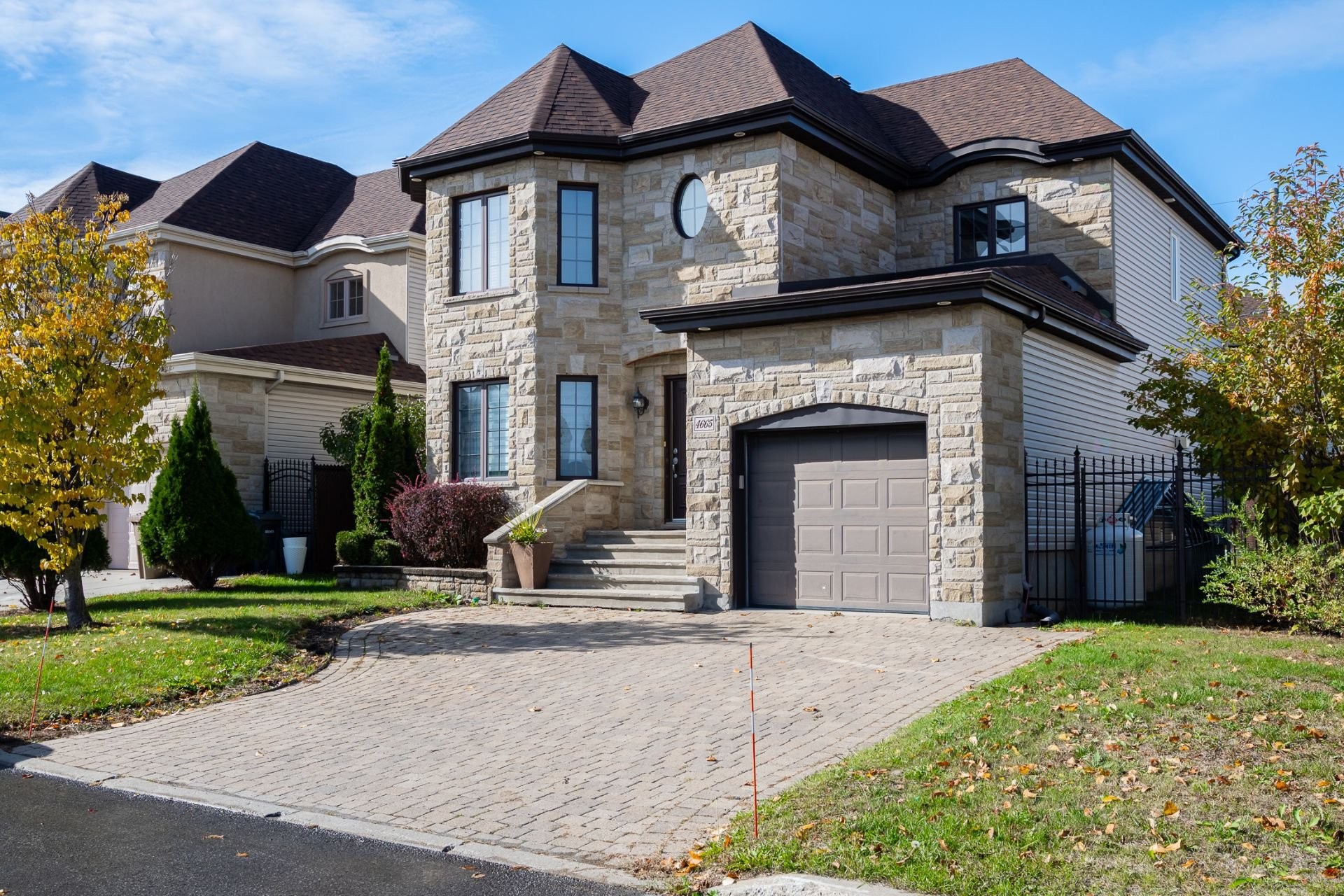 









4665


Rue Gaston-Chapleau

,
Laval (Chomedey),




QC
H7W0B5

