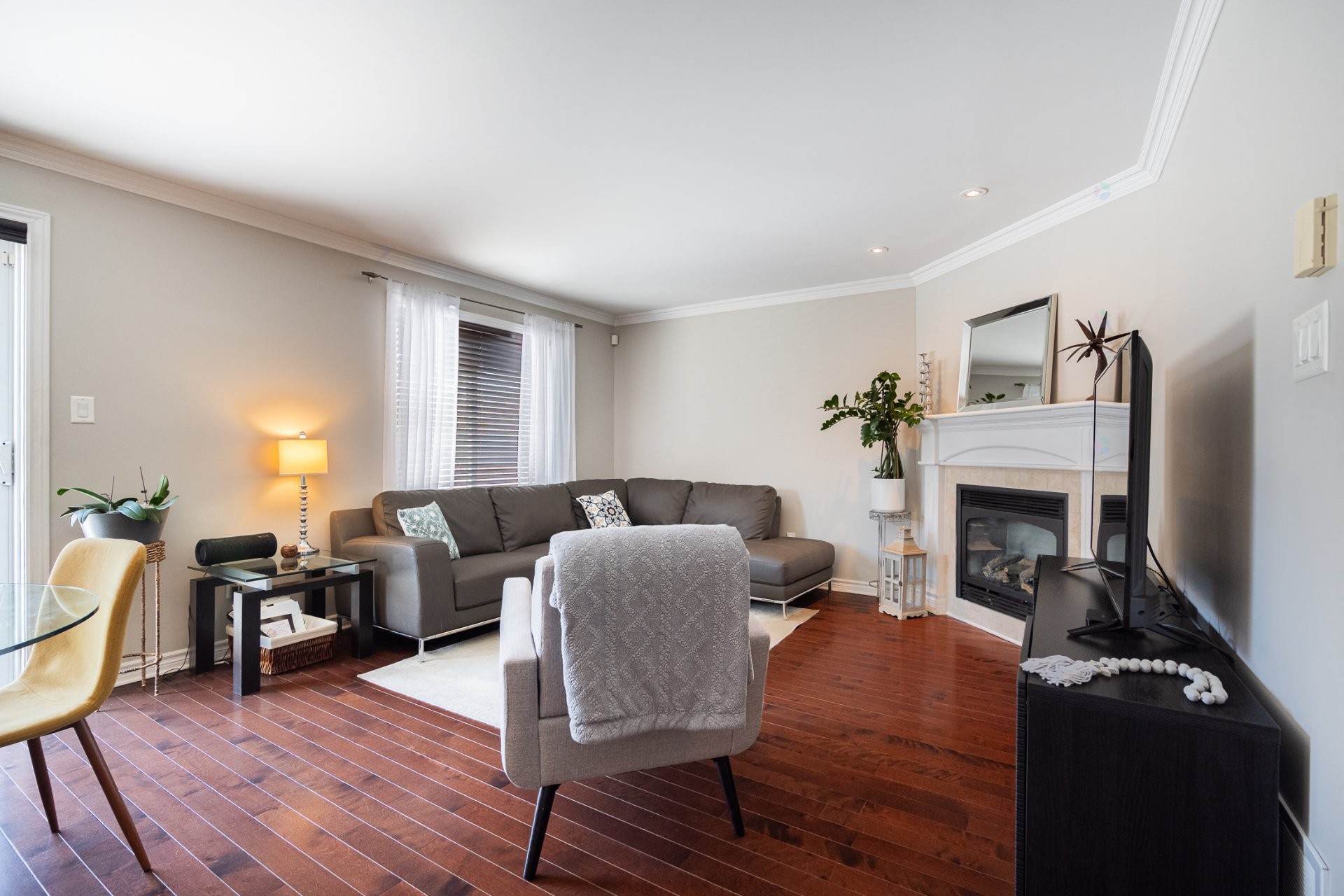 









4665


Rue Gaston-Chapleau

,
Laval (Chomedey),




QC
H7W0B5

