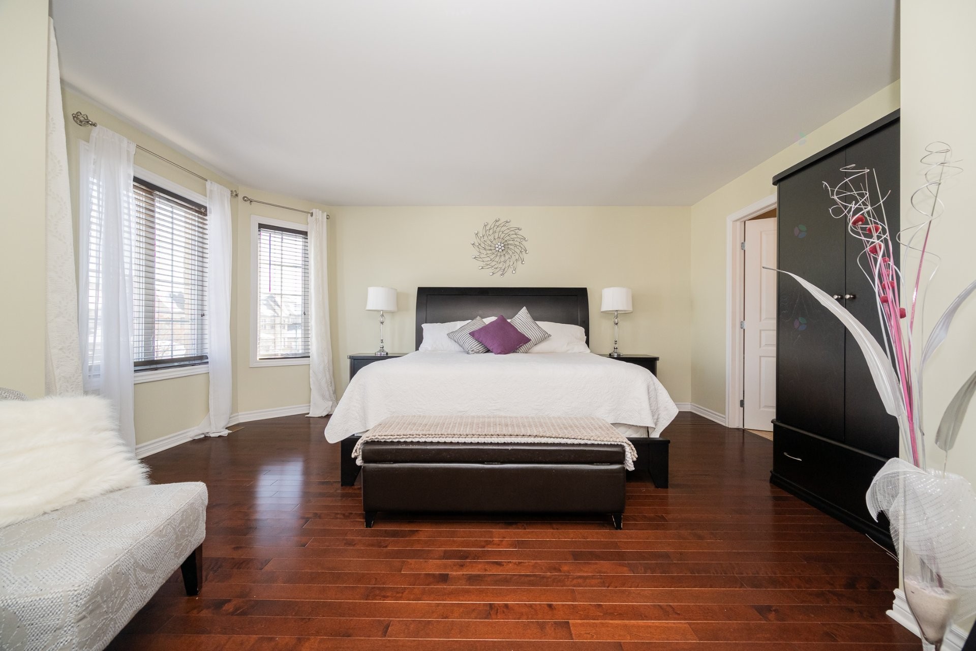 









4665


Rue Gaston-Chapleau

,
Laval (Chomedey),




QC
H7W0B5

