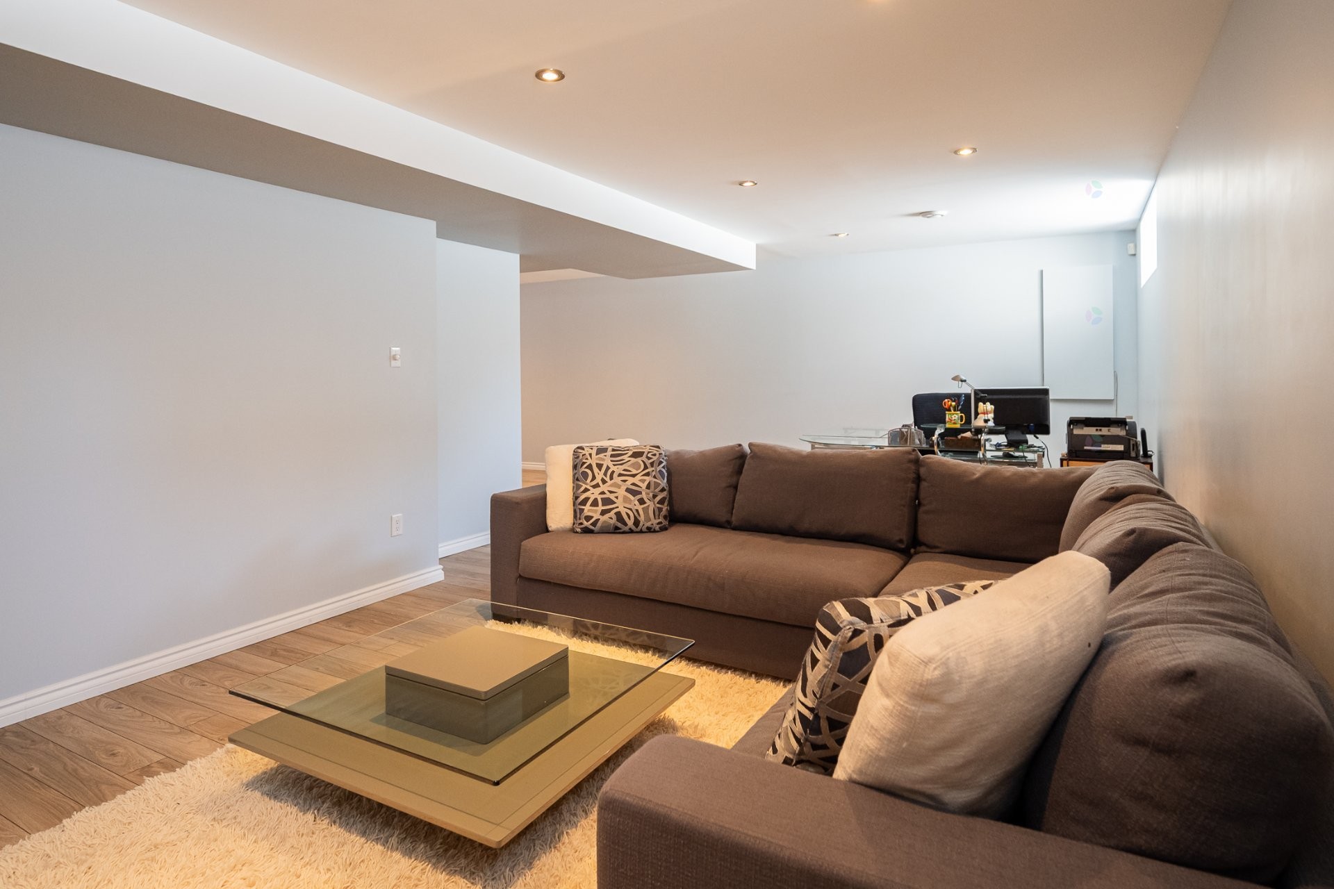 









4665


Rue Gaston-Chapleau

,
Laval (Chomedey),




QC
H7W0B5

