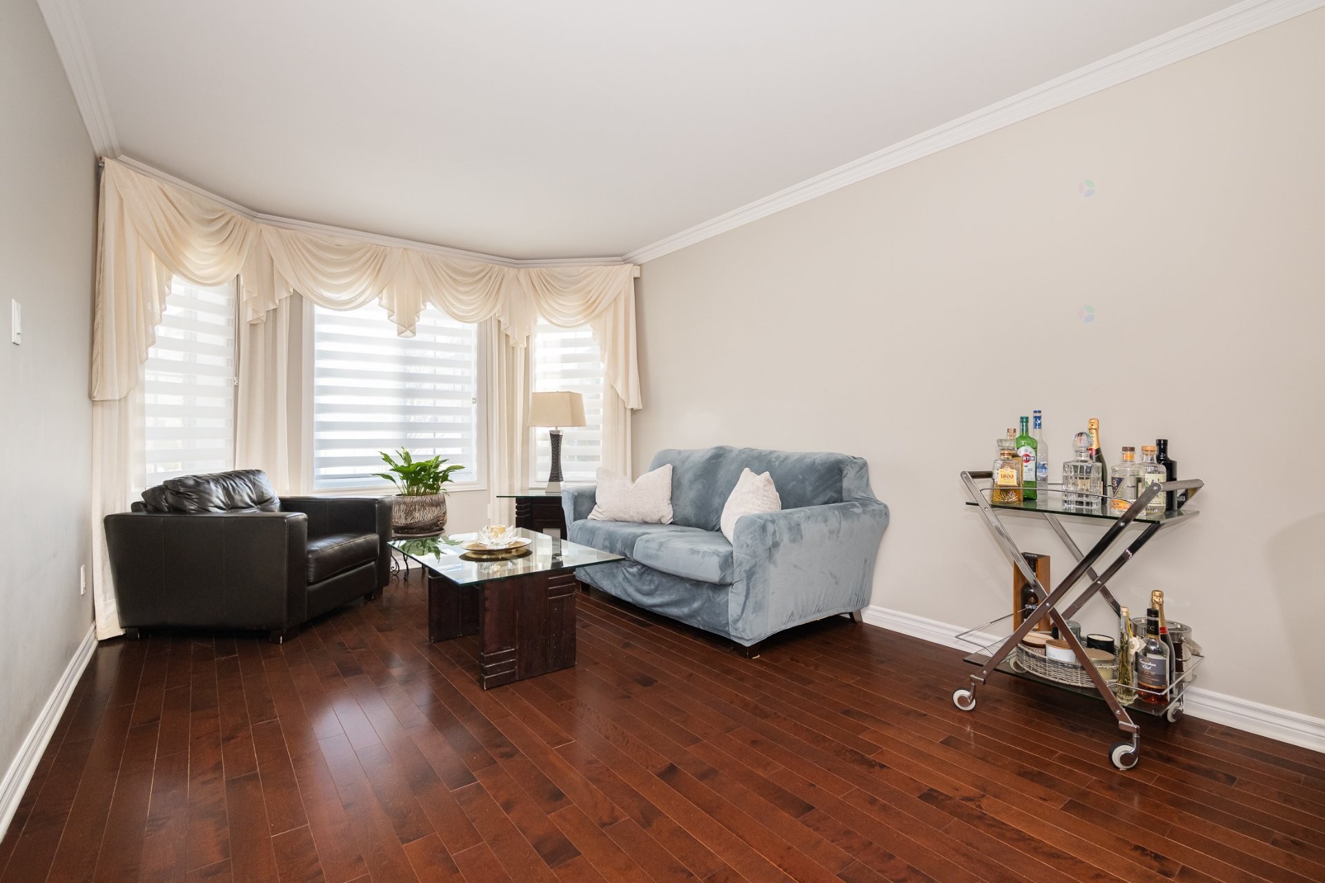 









4665


Rue Gaston-Chapleau

,
Laval (Chomedey),




QC
H7W0B5

