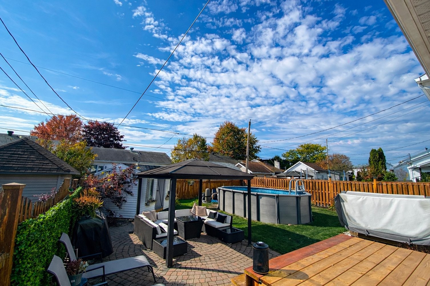









526


Rue Davidson E.

,
Gatineau (Gatineau),




QC
J8R2V8

