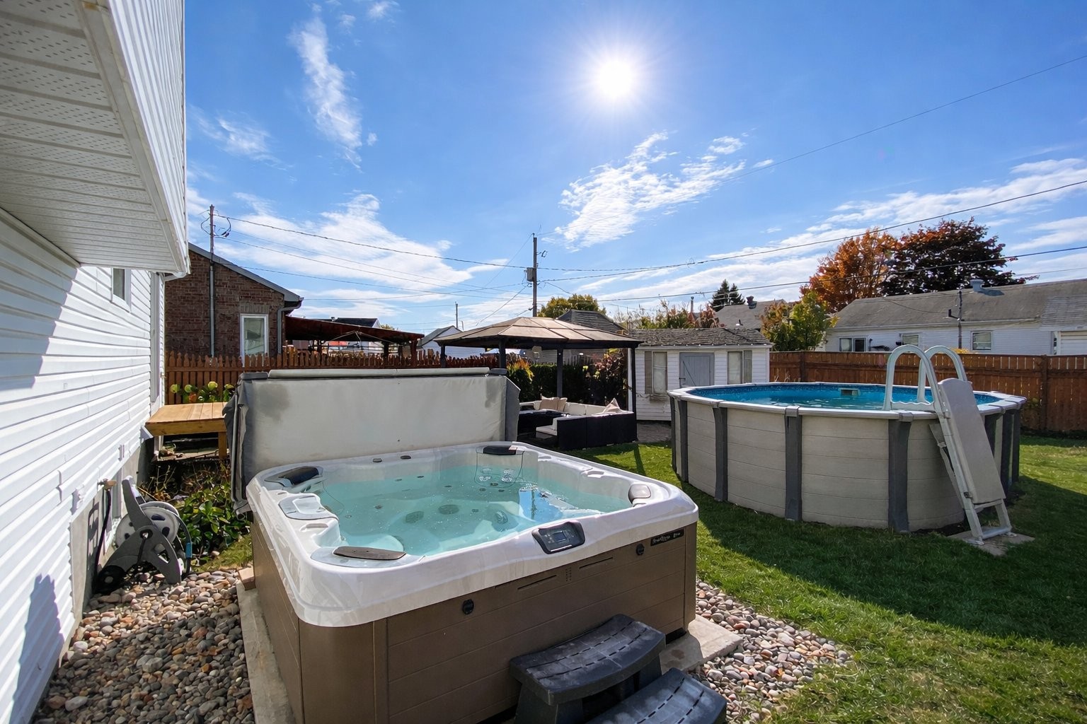 









526


Rue Davidson E.

,
Gatineau (Gatineau),




QC
J8R2V8

