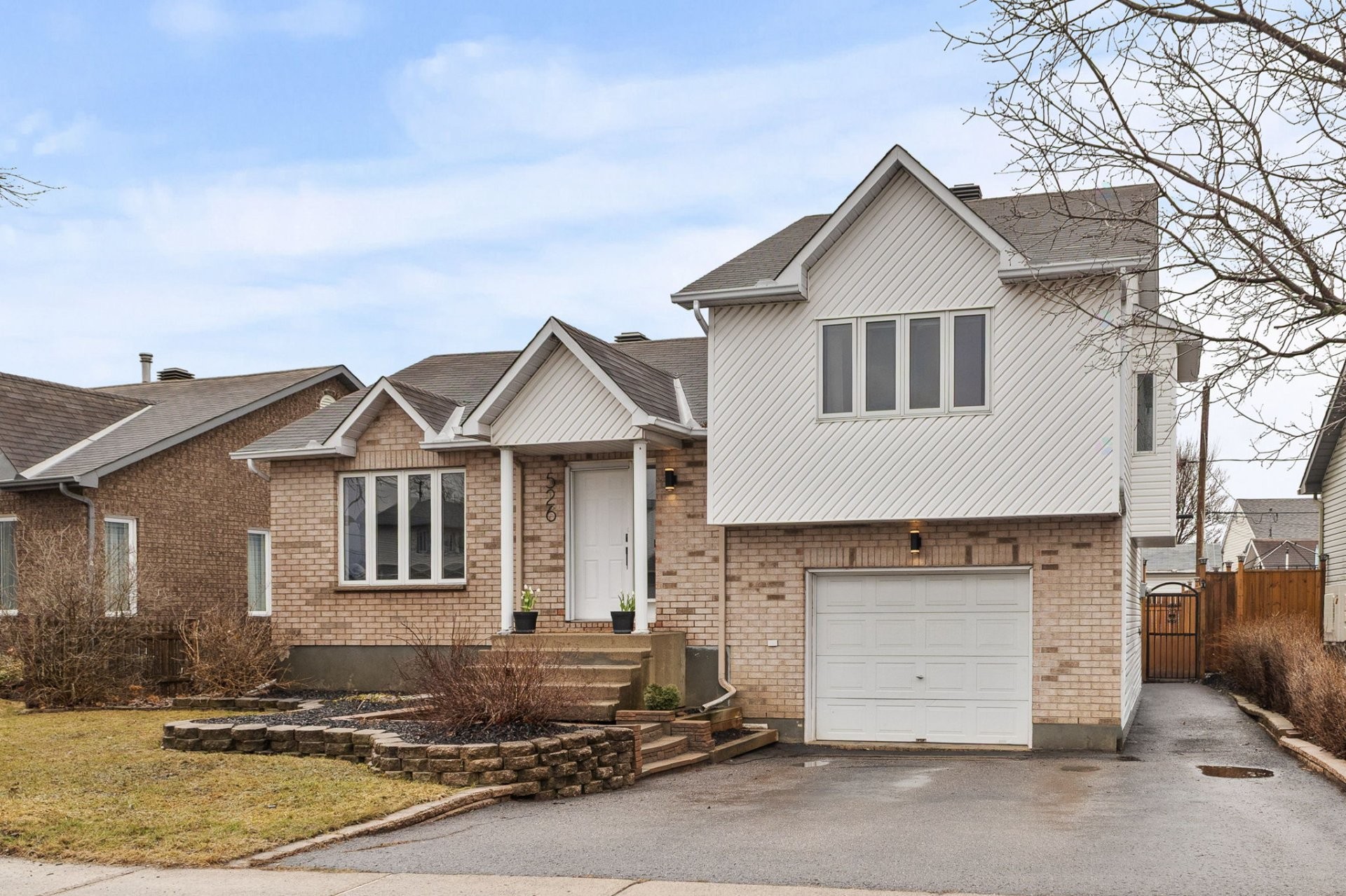 









526


Rue Davidson E.

,
Gatineau (Gatineau),




QC
J8R2V8

