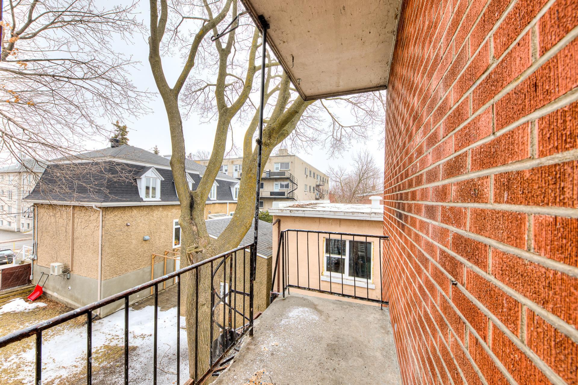 









150


18e Avenue

, 12,
Montréal (Lachine),




QC
H8S3P7

