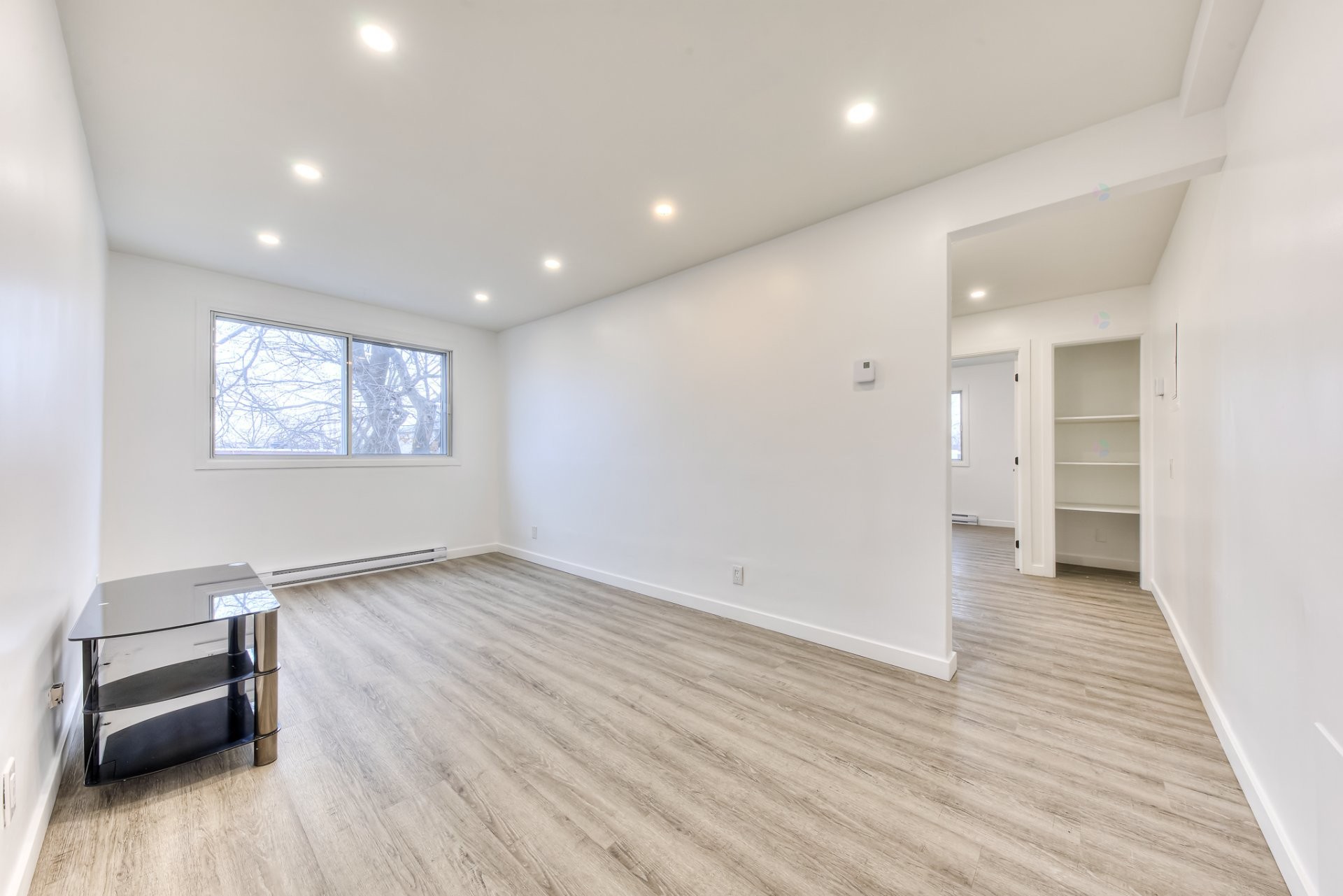 









150


18e Avenue

, 12,
Montréal (Lachine),




QC
H8S3P7

