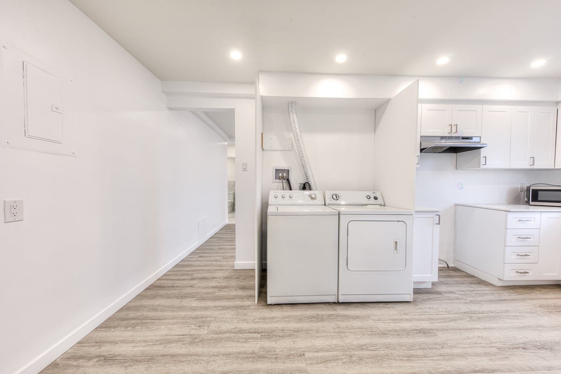 









150


18e Avenue

, 12,
Montréal (Lachine),




QC
H8S3P7

