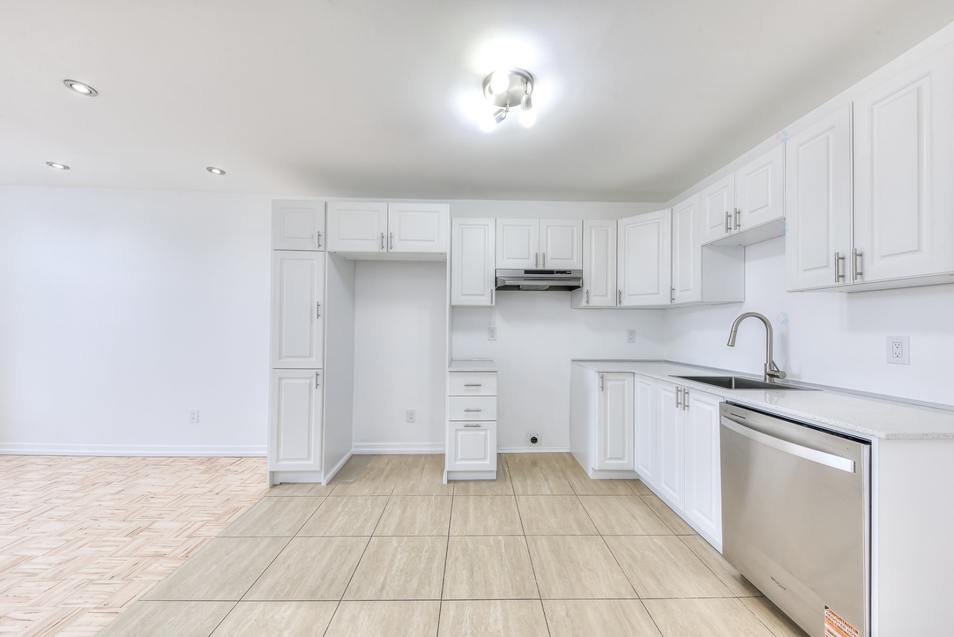 









389


3e Avenue

,
Montréal (Verdun/Île-des-Soeurs),




QC
H4G2X3

