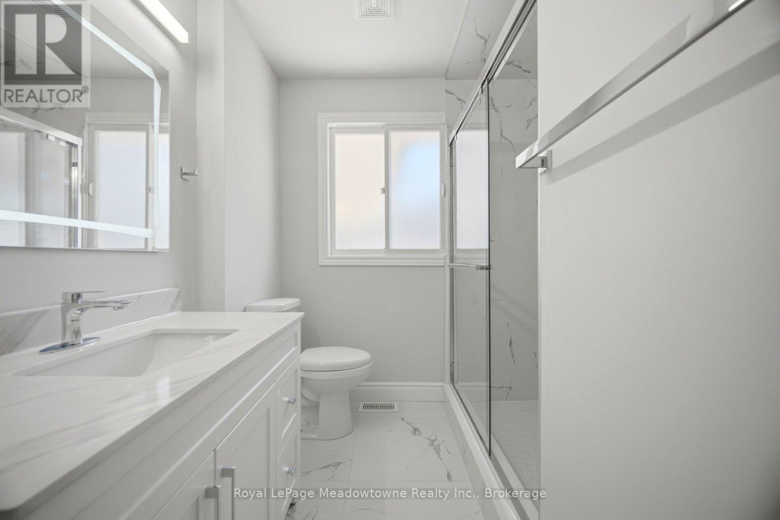 












680 RAGLAN STREET

,
Minto,




Ontario
N0G2P0

