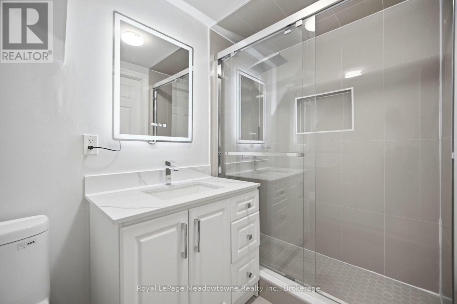 












680 RAGLAN STREET

,
Minto,




Ontario
N0G2P0

