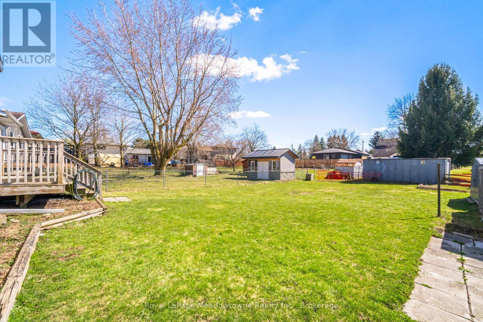 












680 RAGLAN STREET

,
Minto,




Ontario
N0G2P0

