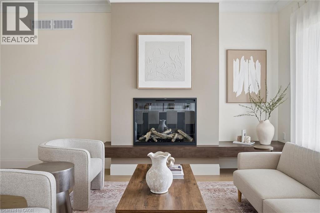 












24 DAVID Street

,
Ingersoll,




Ontario
N5C4E5

