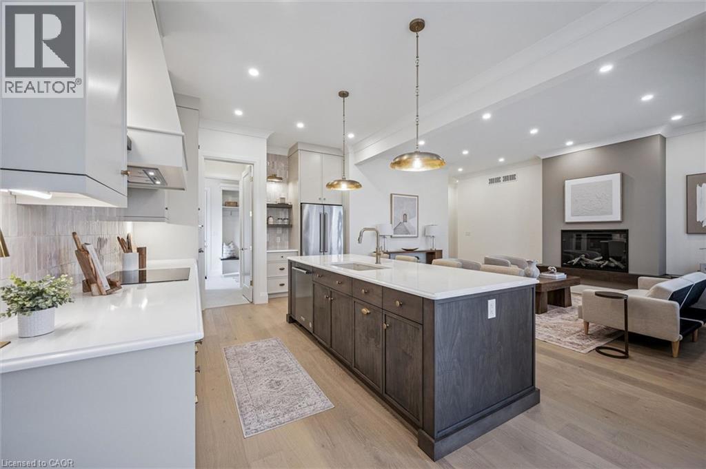 












24 DAVID Street

,
Ingersoll,




Ontario
N5C4E5

