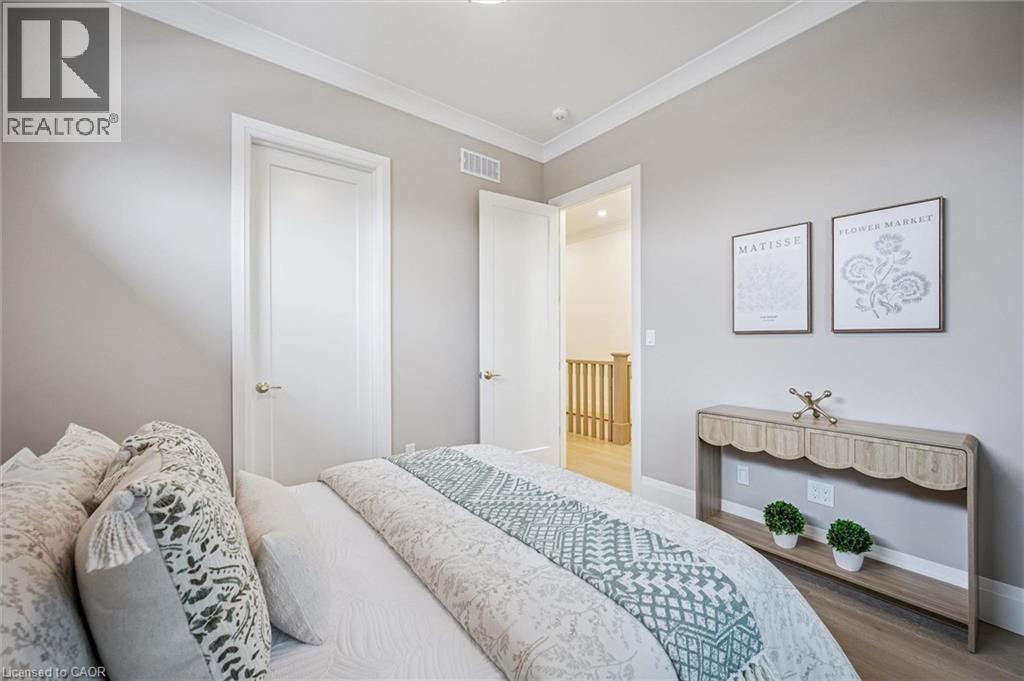 












24 DAVID Street

,
Ingersoll,




Ontario
N5C4E5

