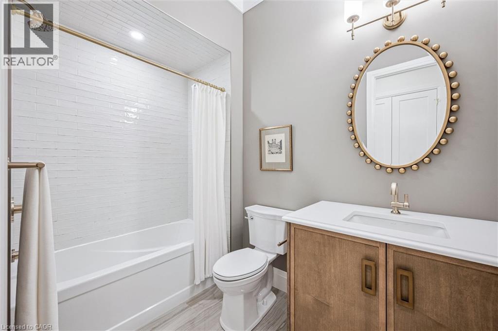 












24 DAVID Street

,
Ingersoll,




Ontario
N5C4E5

