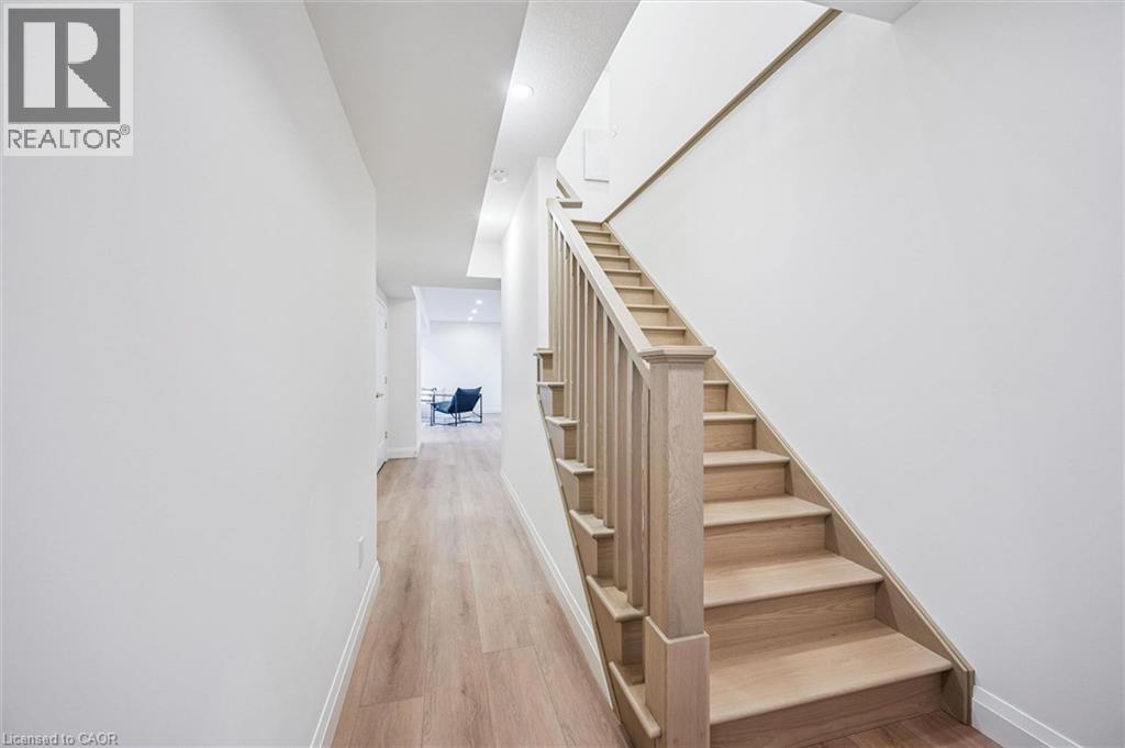 












24 DAVID Street

,
Ingersoll,




Ontario
N5C4E5

