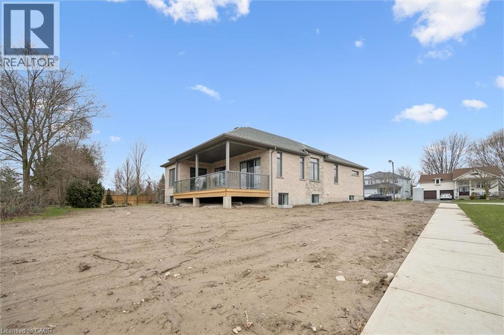 












24 DAVID Street

,
Ingersoll,




Ontario
N5C4E5

