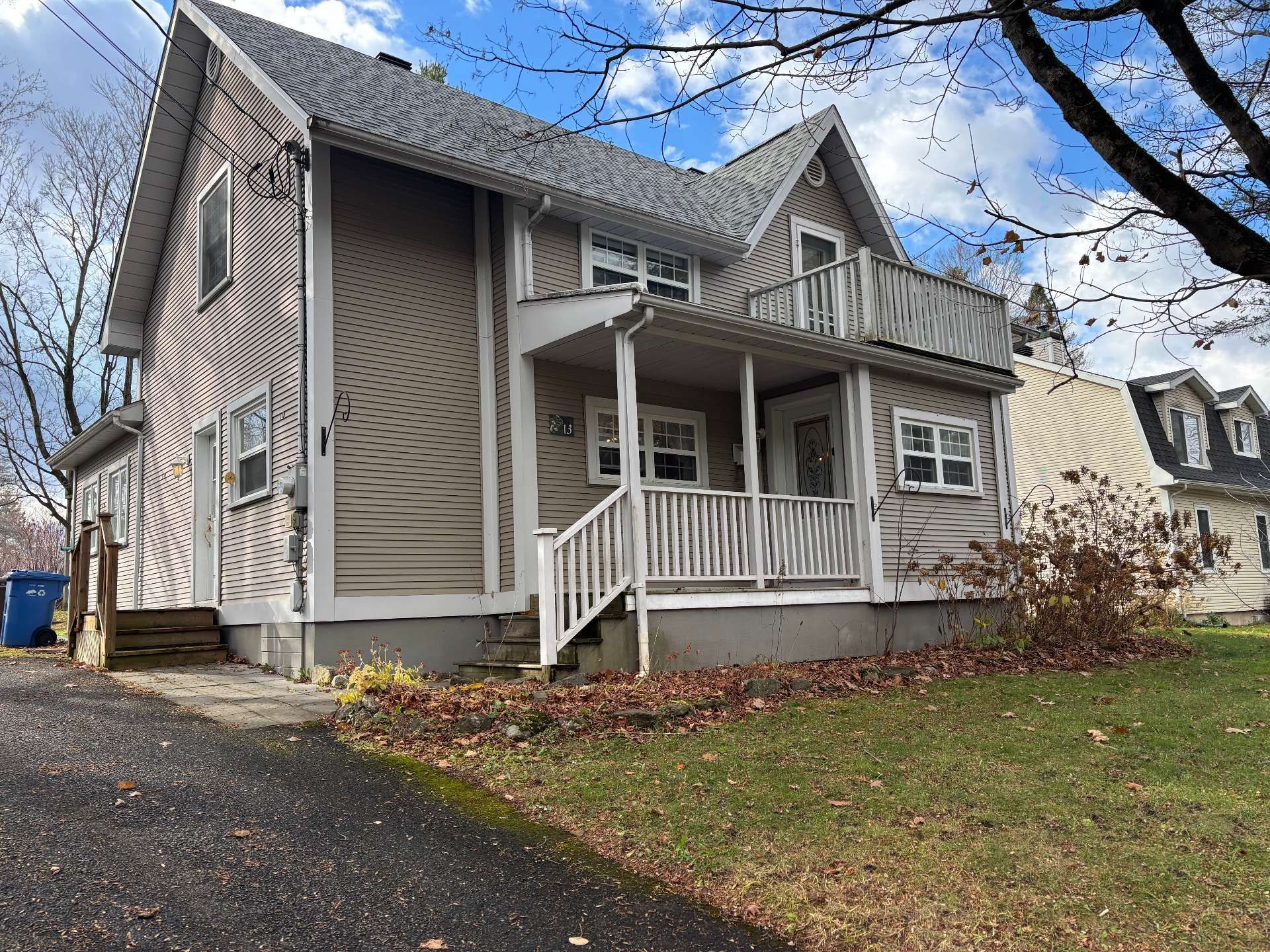 









13


Rue Curley

,
Sutton,




QC
J0E2K0

