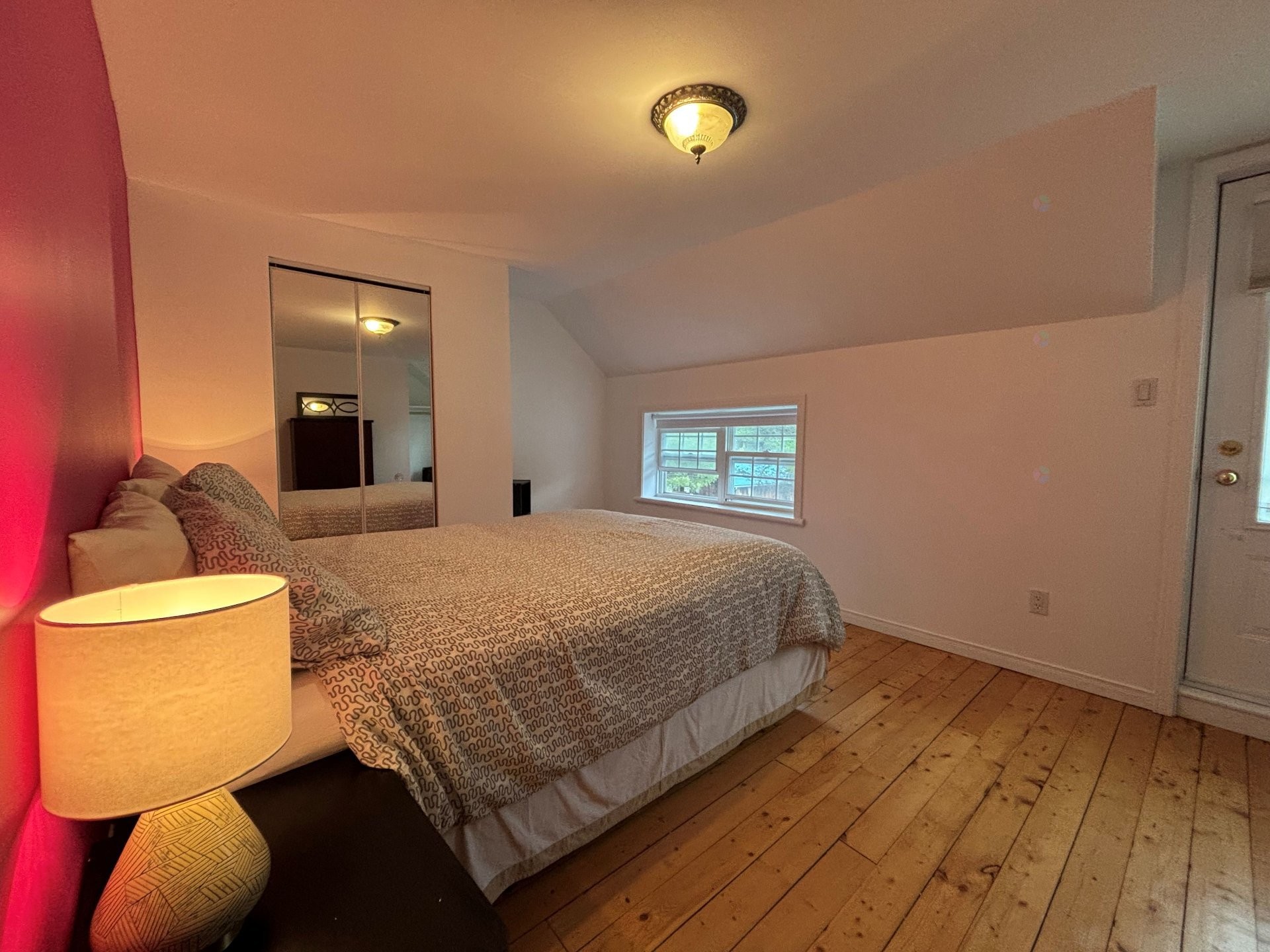 









13


Rue Curley

,
Sutton,




QC
J0E2K0

