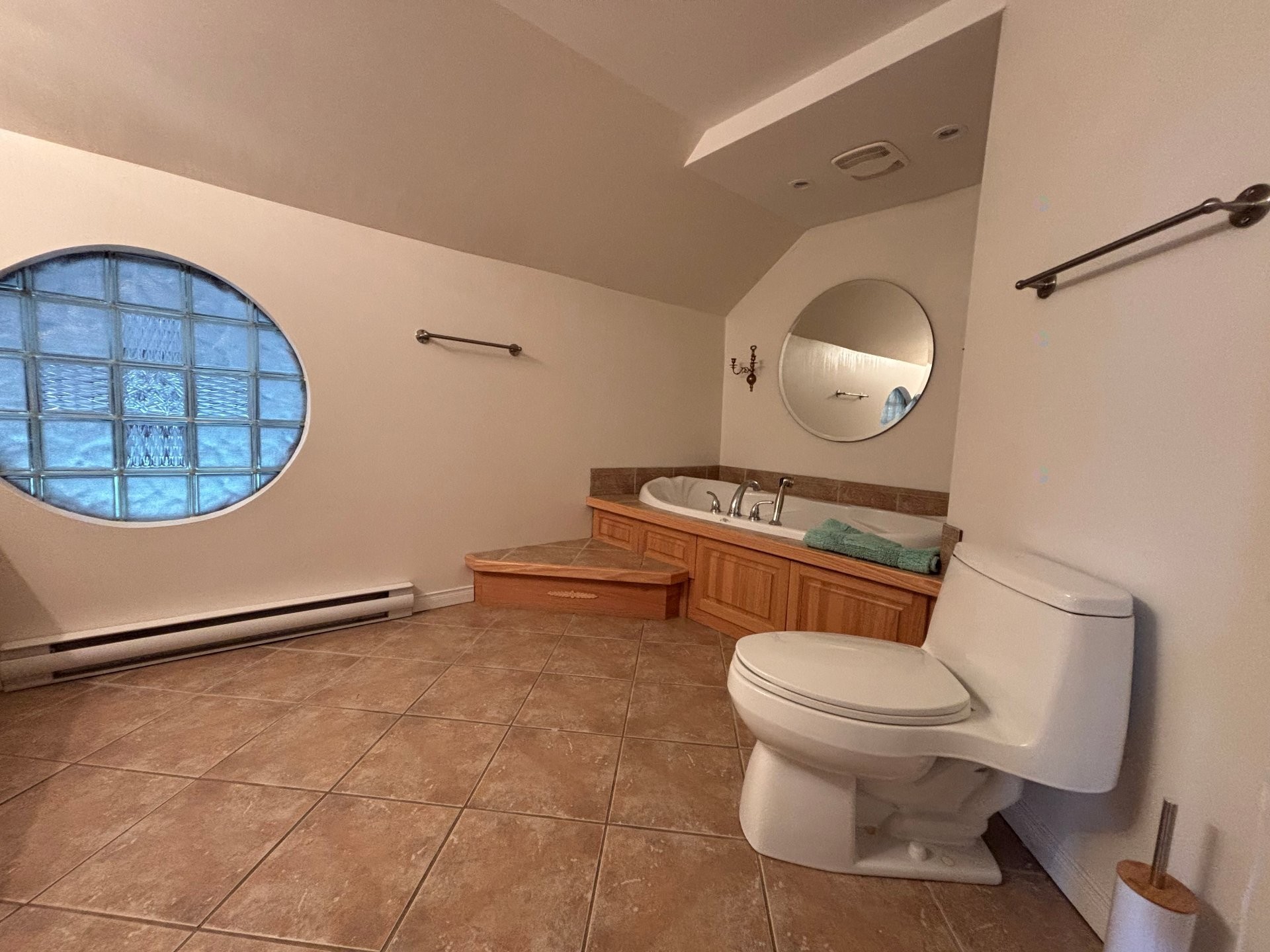 









13


Rue Curley

,
Sutton,




QC
J0E2K0

