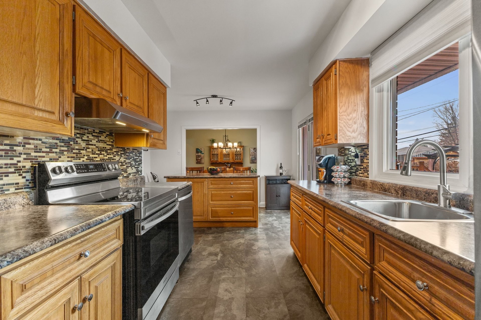 









399


Rue de Pointe-Gatineau

,
Gatineau (Gatineau),




QC
J8T2B9

