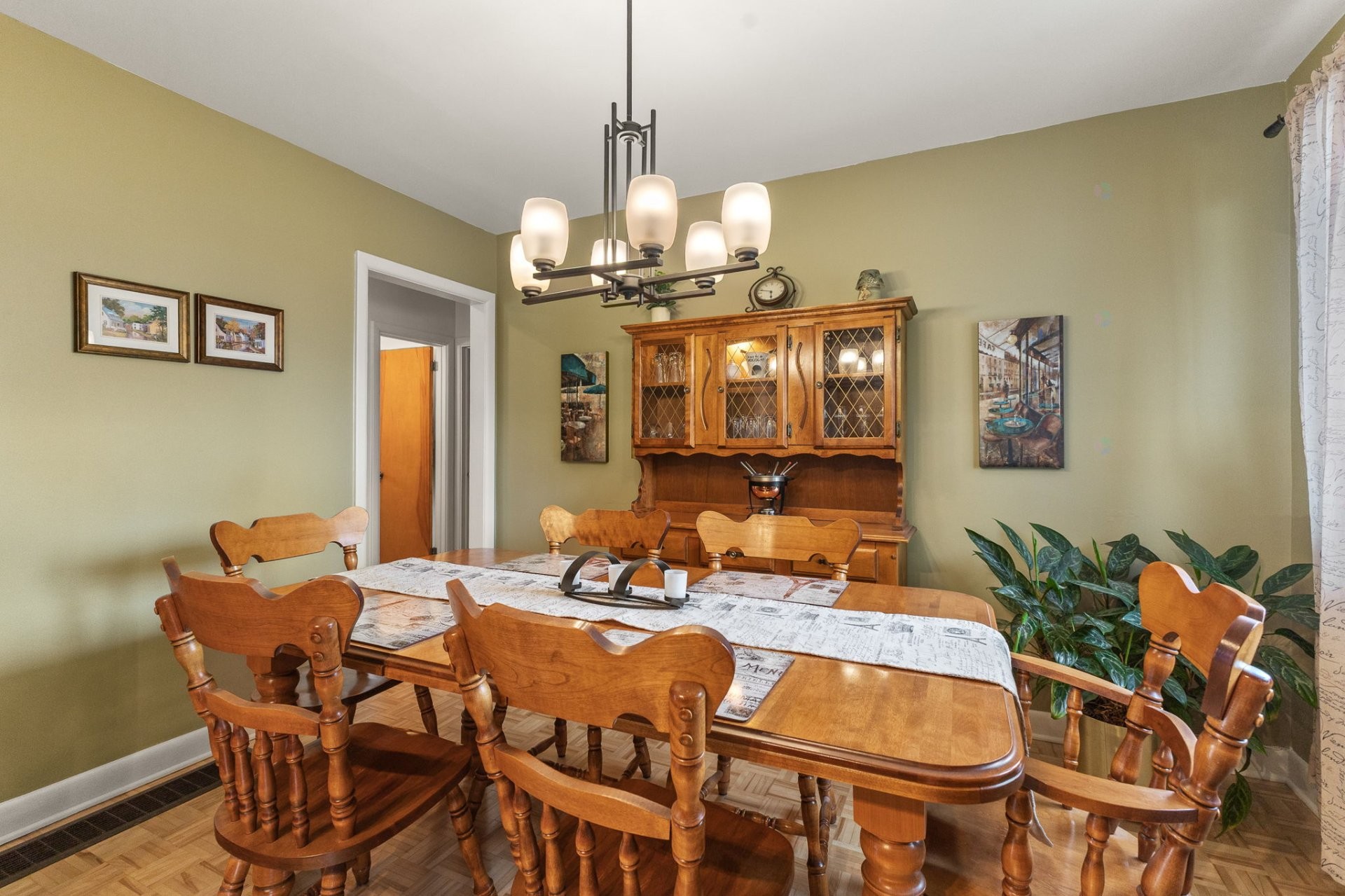 









399


Rue de Pointe-Gatineau

,
Gatineau (Gatineau),




QC
J8T2B9

