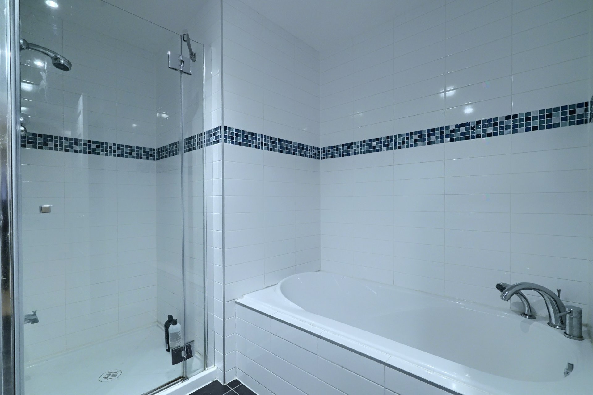 









375


Boul. Décarie

, 313,
Montréal (Saint-Laurent),




QC
H4L0B4


