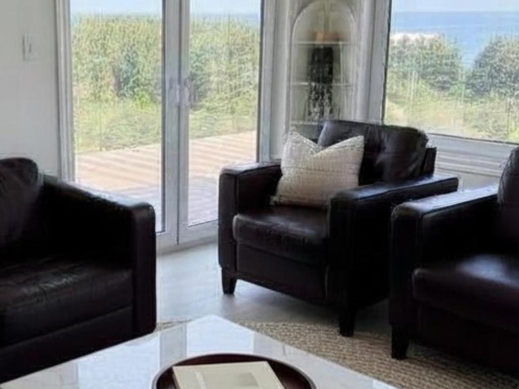 












161 Harbour Heights Road

,
Broad Cove Banks,




NS
B0E 1N0

