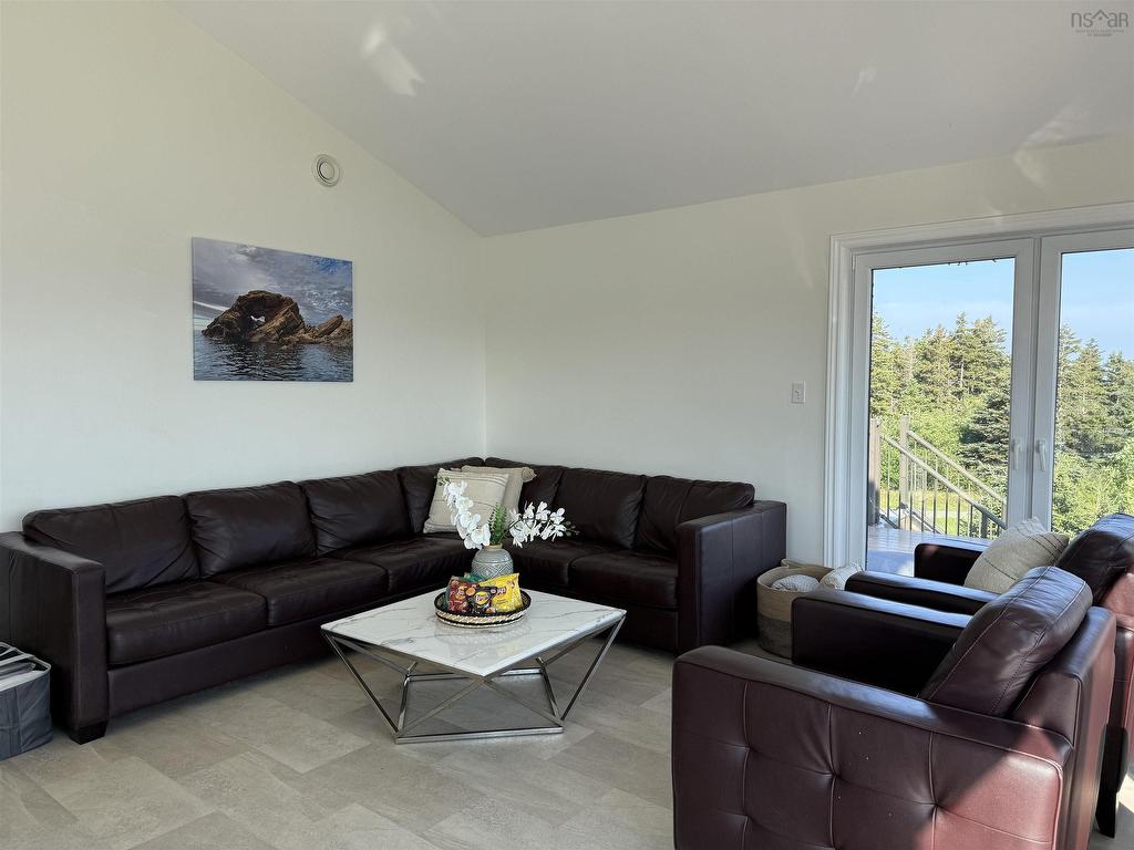 












161 Harbour Heights Road

,
Broad Cove Banks,




NS
B0E 1N0

