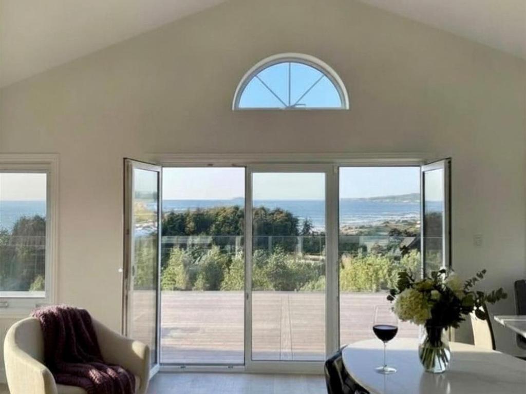 












161 Harbour Heights Road

,
Broad Cove Banks,




NS
B0E 1N0

