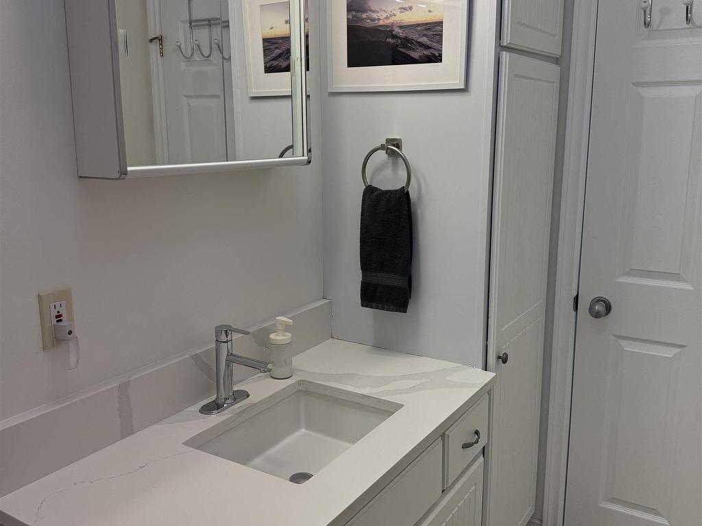 












161 Harbour Heights Road

,
Broad Cove Banks,




NS
B0E 1N0

