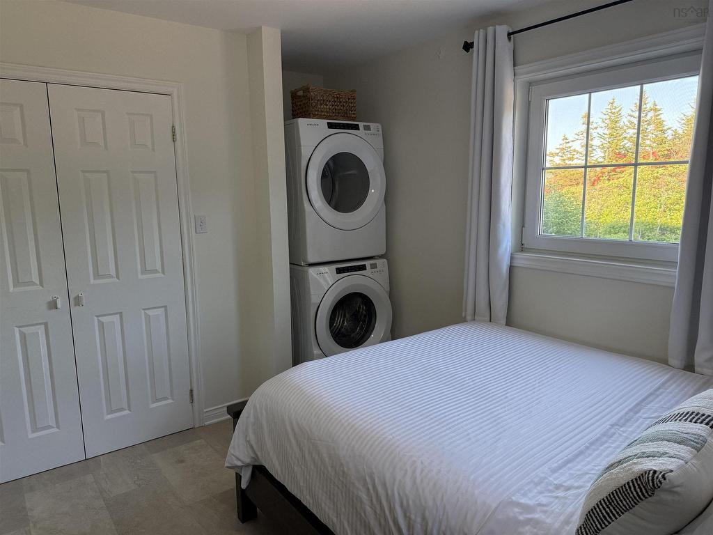 












161 Harbour Heights Road

,
Broad Cove Banks,




NS
B0E 1N0

