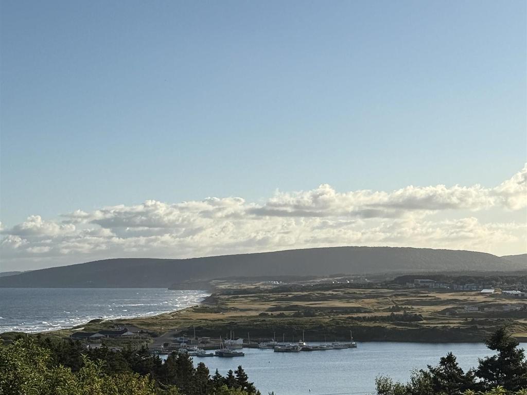 












161 Harbour Heights Road

,
Broad Cove Banks,




NS
B0E 1N0

