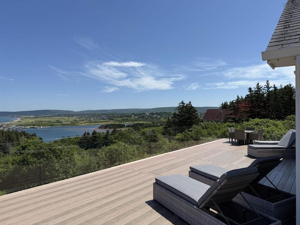 












161 Harbour Heights Road

,
Broad Cove Banks,




NS
B0E 1N0


