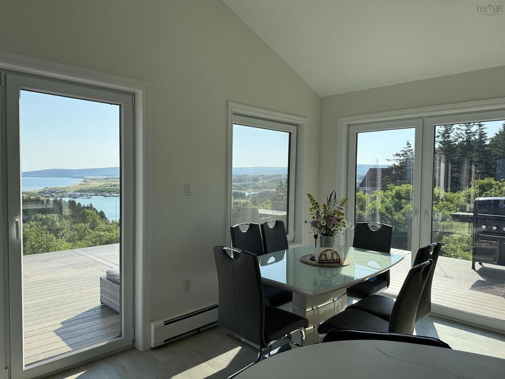 












161 Harbour Heights Road

,
Broad Cove Banks,




NS
B0E 1N0

