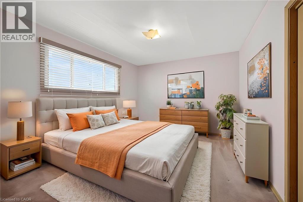 












4 SAN MARCO Street

,
Hamilton,




Ontario
L9C5M7

