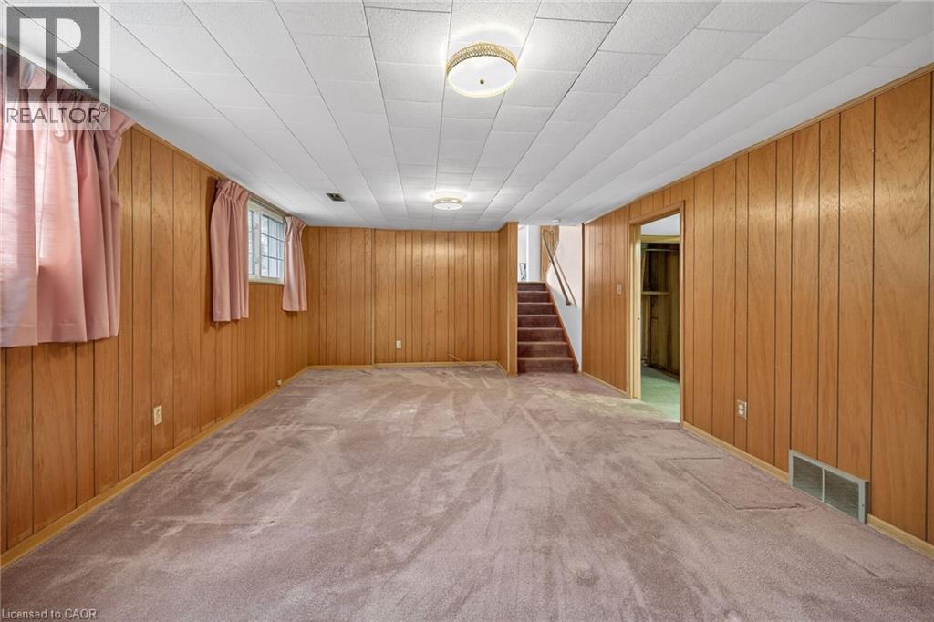 












4 SAN MARCO Street

,
Hamilton,




Ontario
L9C5M7

