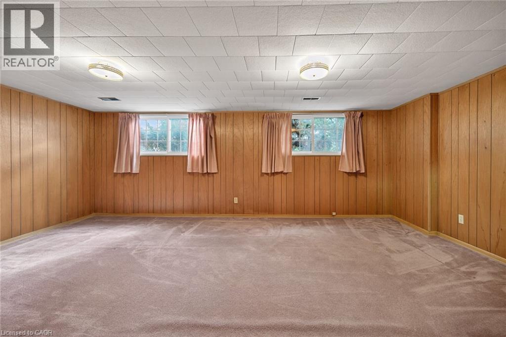 












4 SAN MARCO Street

,
Hamilton,




Ontario
L9C5M7

