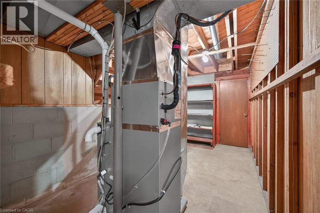 












4 SAN MARCO Street

,
Hamilton,




Ontario
L9C5M7


