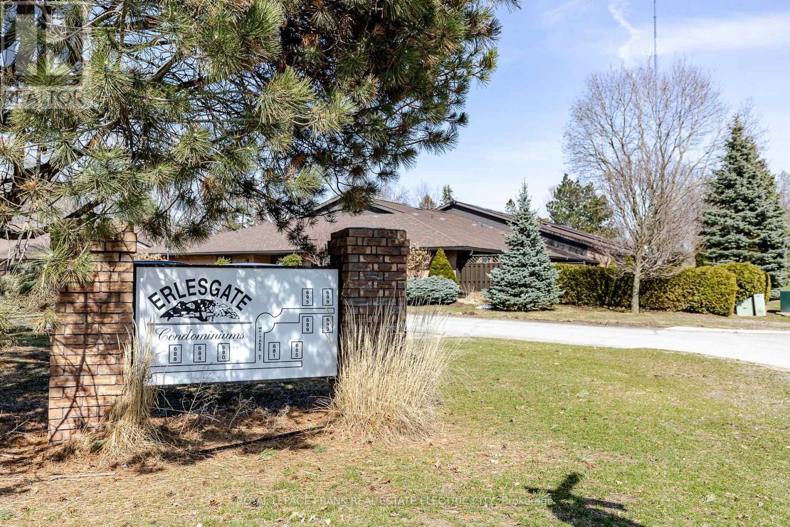 












6 - 685 WHITAKER STREET

,
Peterborough (Ashburnham Ward 4),




Ontario
K9H7K3

