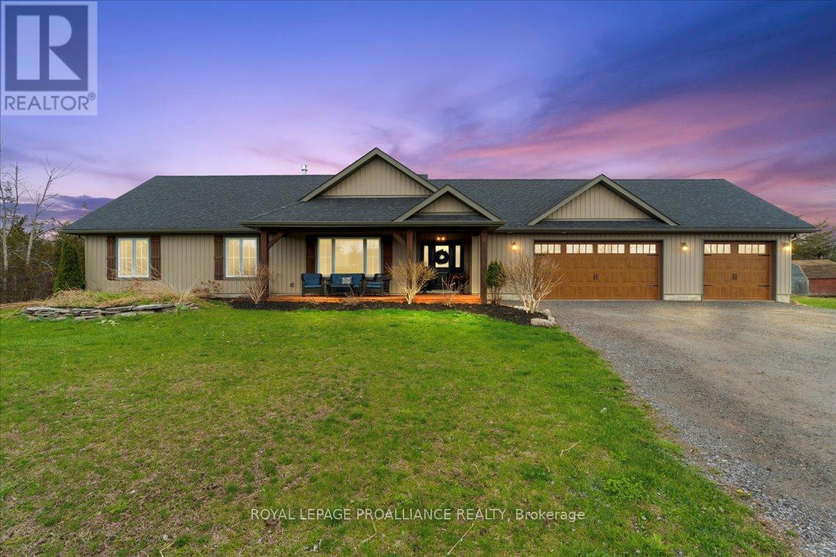 












264 GLEN MILLER ROAD

,
Quinte West (Sidney Ward),




Ontario
K8V5P8

