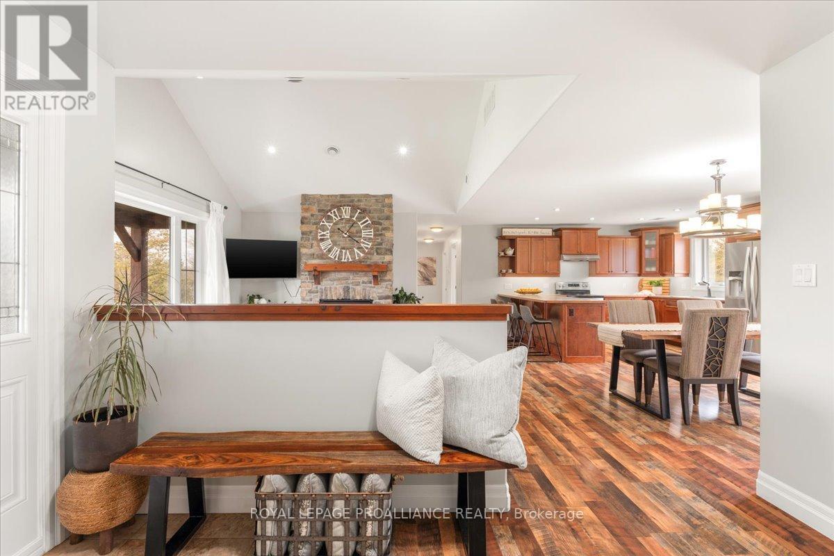 












264 GLEN MILLER ROAD

,
Quinte West (Sidney Ward),




Ontario
K8V5P8

