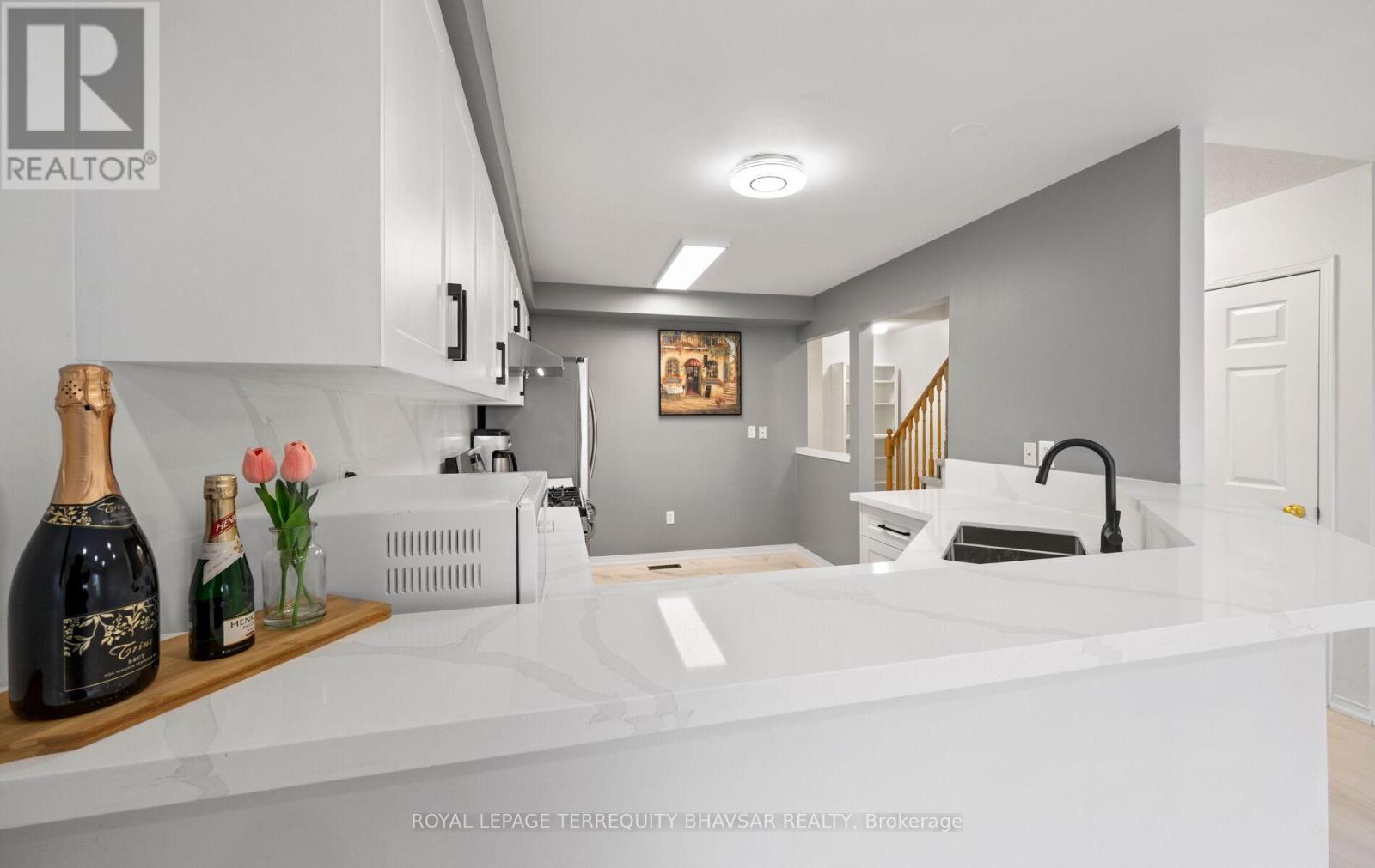 












48 - 6830 MEADOWVALE TOWN CENTRE CIRCLE

,
Mississauga,




Ontario
L5N7T5

