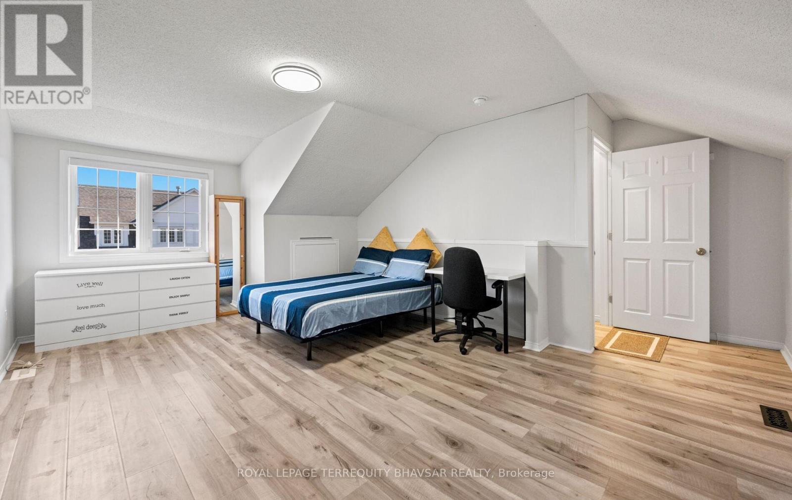 












48 - 6830 MEADOWVALE TOWN CENTRE CIRCLE

,
Mississauga,




Ontario
L5N7T5

