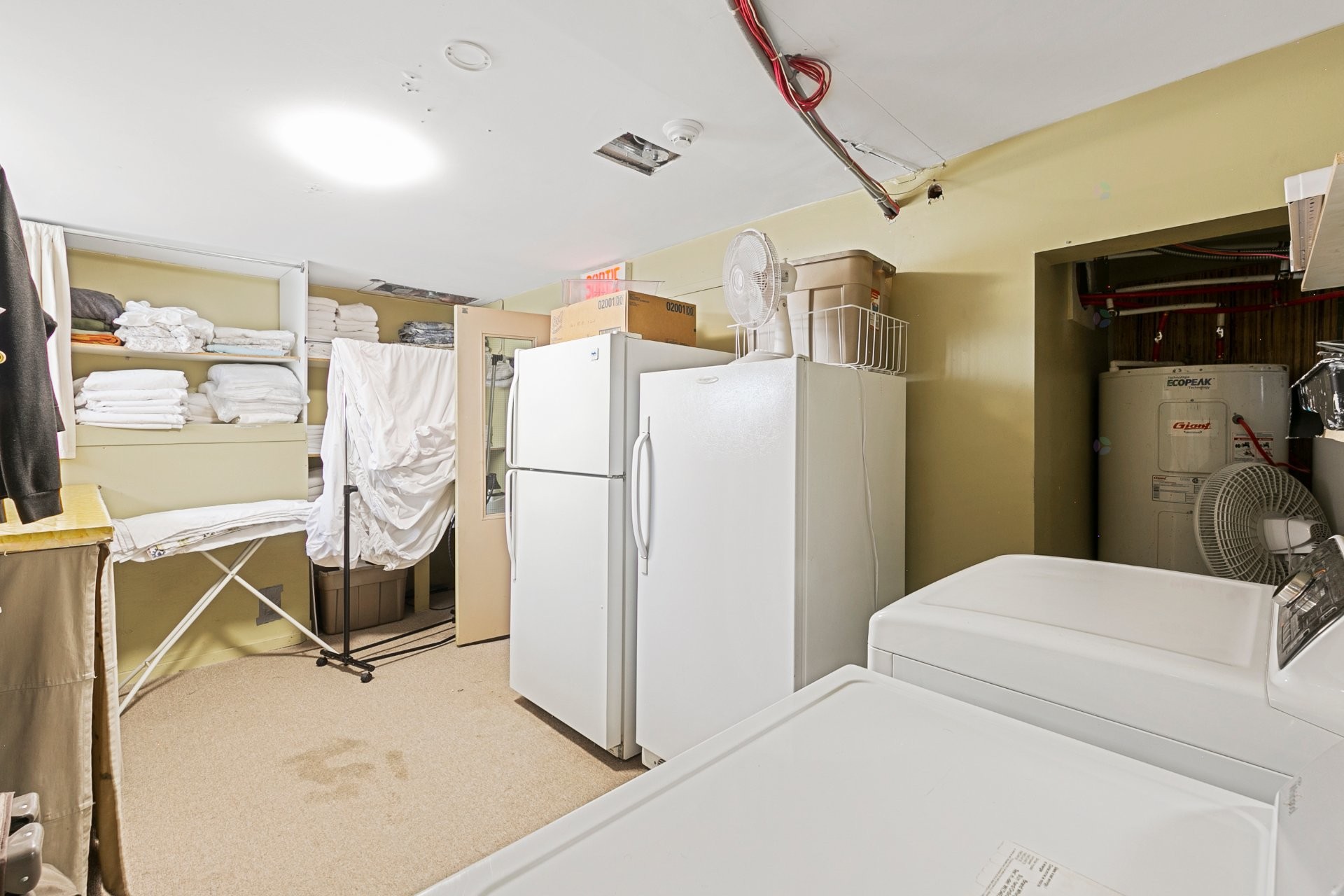 









210

 - 224


Av. St-Jean-Baptiste

,
Québec (Les Rivières),




QC
G1R2X1

