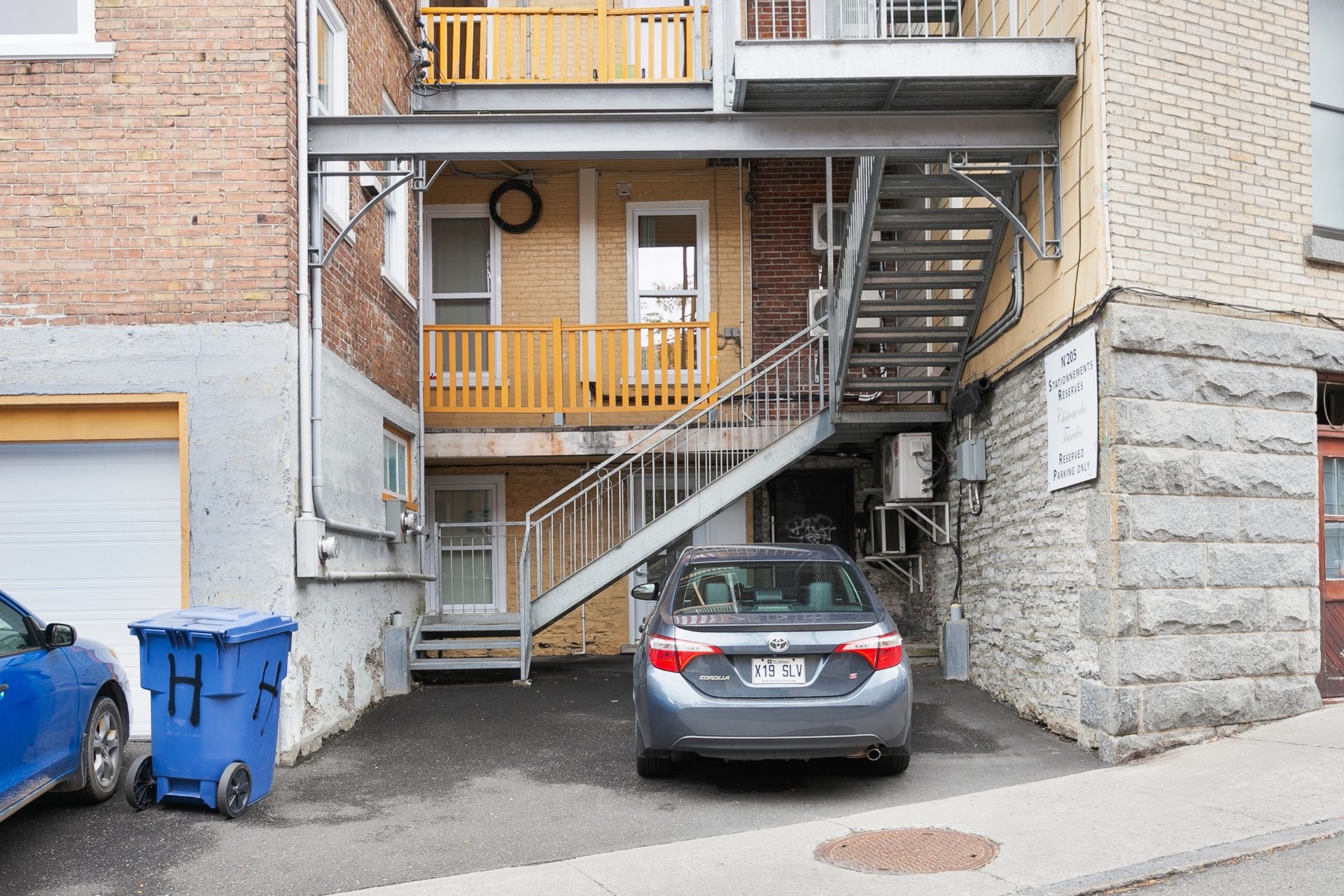 









210

 - 224


Av. St-Jean-Baptiste

,
Québec (Les Rivières),




QC
G1R2X1

