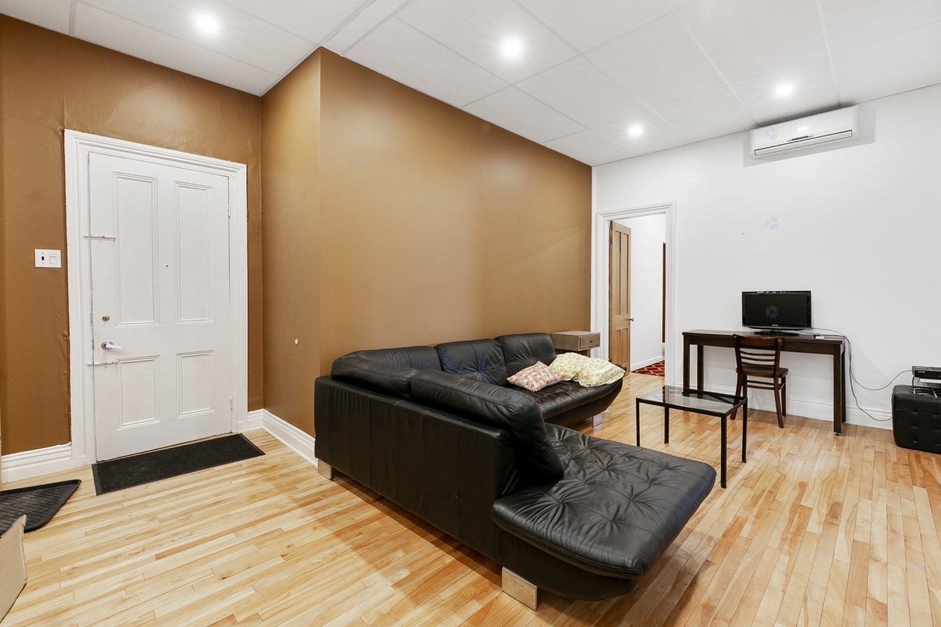 









210

 - 224


Av. St-Jean-Baptiste

,
Québec (Les Rivières),




QC
G1R2X1

