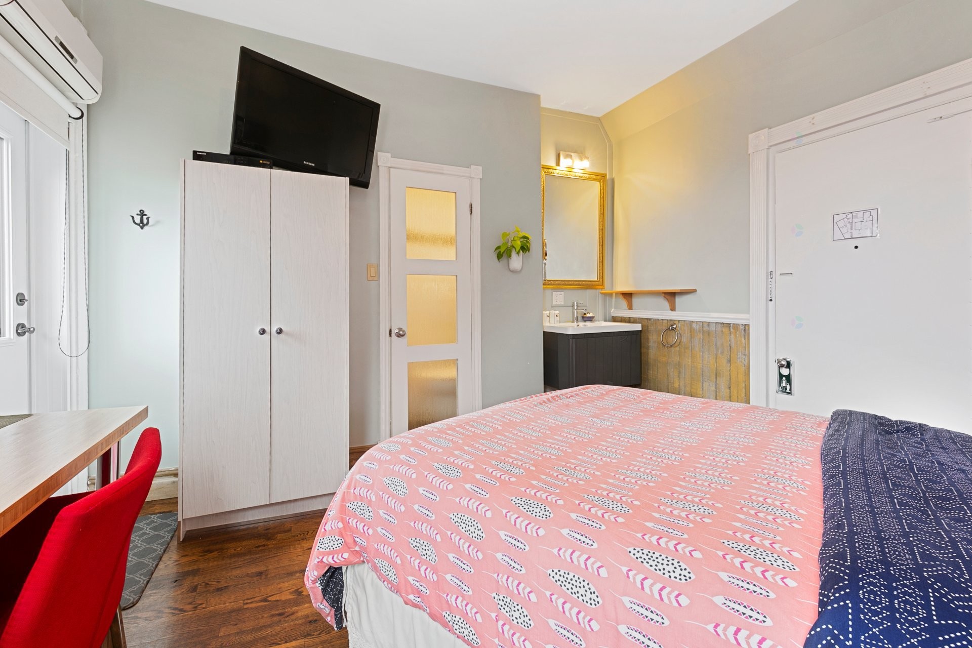 









210

 - 224


Av. St-Jean-Baptiste

,
Québec (Les Rivières),




QC
G1R2X1

